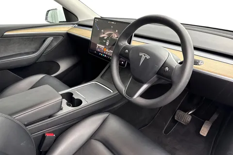 NJ23WBE Tesla Model Y (Dual Motor) Long Range Auto 4WDE 5dr Thumbnail #15