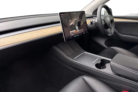 NJ23WBE Tesla Model Y (Dual Motor) Long Range Auto 4WDE 5dr Thumbnail #16