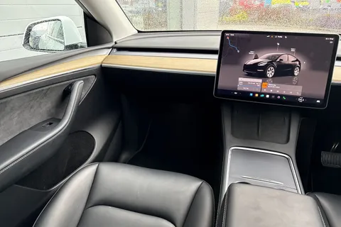 NJ23WBE Tesla Model Y (Dual Motor) Long Range Auto 4WDE 5dr Thumbnail #21