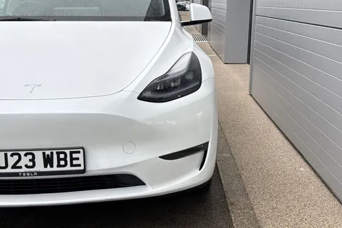 NJ23WBE Tesla Model Y (Dual Motor) Long Range Auto 4WDE 5dr Thumbnail #28