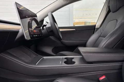 NJ23WBE Tesla Model Y (Dual Motor) Long Range Auto 4WDE 5dr Thumbnail #35