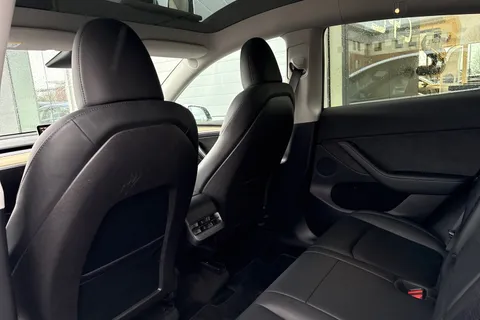 NJ23WBE Tesla Model Y (Dual Motor) Long Range Auto 4WDE 5dr Thumbnail #36