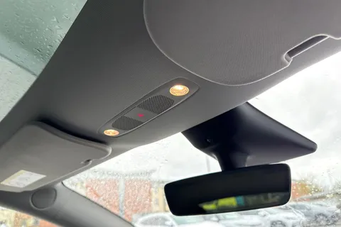 NJ23WBE Tesla Model Y (Dual Motor) Long Range Auto 4WDE 5dr Thumbnail #49