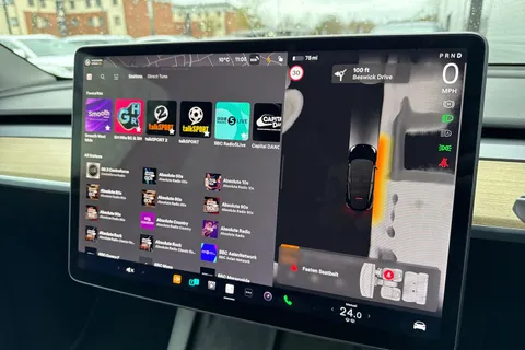 NJ23WBE Tesla Model Y (Dual Motor) Long Range Auto 4WDE 5dr Thumbnail #60