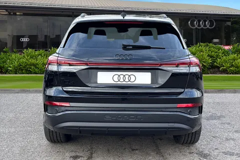 Audi Q4 e-tron 45 Black Edition Auto 5dr 82kWh Thumbnail #5