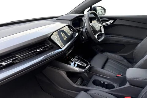Audi Q4 e-tron 45 Black Edition Auto 5dr 82kWh Thumbnail #15