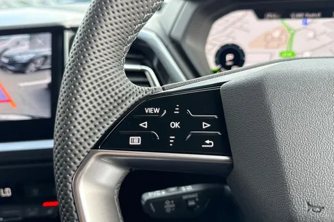 Audi Q4 e-tron 45 Black Edition Auto 5dr 82kWh Thumbnail #27
