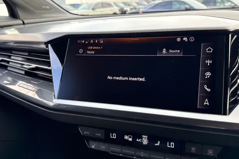 Audi Q4 e-tron 45 Black Edition Auto 5dr 82kWh Thumbnail #37
