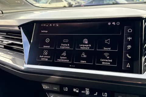 Audi Q4 e-tron 45 Black Edition Auto 5dr 82kWh Thumbnail #49
