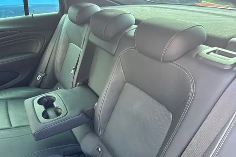 PX67XFA Vauxhall Insignia 2.0i Turbo Elite Nav Grand Sport 4WD Euro 6 (s/s) 5dr Thumbnail #14