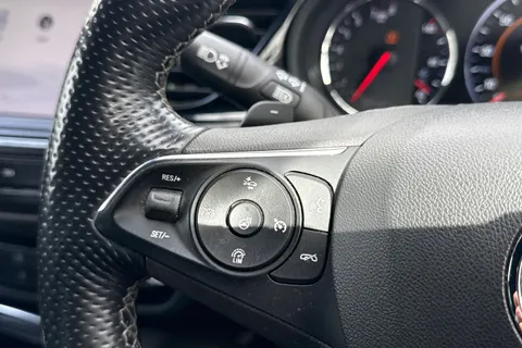 PX67XFA Vauxhall Insignia 2.0i Turbo Elite Nav Grand Sport 4WD Euro 6 (s/s) 5dr Thumbnail #34