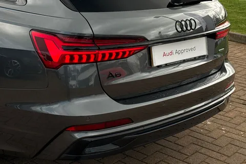 15 of 63 for Audi A6 Avant Avant Black Edition 40 TDI quattro 204 PS S tronic