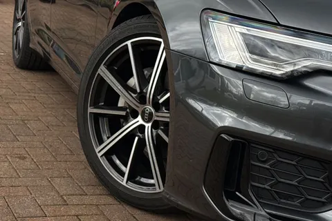 25 of 63 for Audi A6 Avant Avant Black Edition 40 TDI quattro 204 PS S tronic