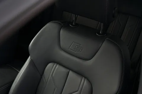 29 of 63 for Audi A6 Avant Avant Black Edition 40 TDI quattro 204 PS S tronic