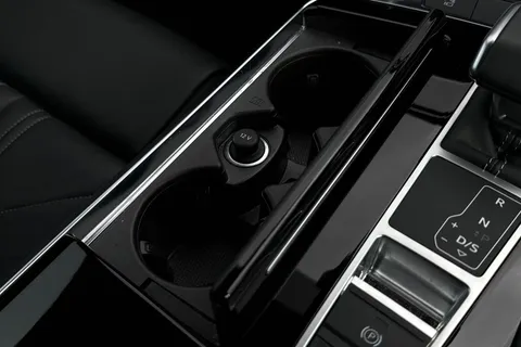 41 of 63 for Audi A6 Avant Avant Black Edition 40 TDI quattro 204 PS S tronic