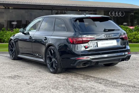 2 of 62 for Audi RS 4 Avant RS 4 Avant edition 25 years 470 PS tiptronic