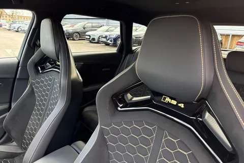 24 of 62 for Audi RS 4 Avant RS 4 Avant edition 25 years 470 PS tiptronic