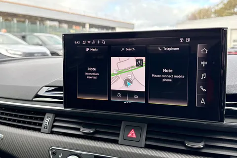 39 of 62 for Audi RS 4 Avant RS 4 Avant edition 25 years 470 PS tiptronic