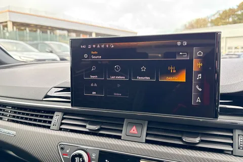 42 of 62 for Audi RS 4 Avant RS 4 Avant edition 25 years 470 PS tiptronic