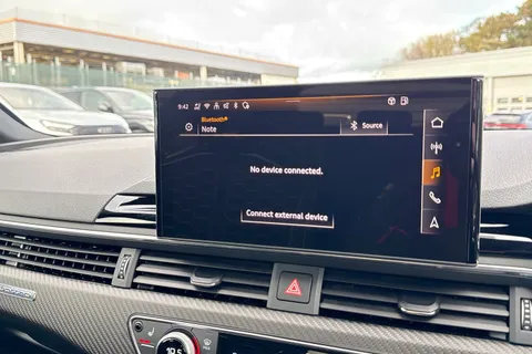 43 of 62 for Audi RS 4 Avant RS 4 Avant edition 25 years 470 PS tiptronic