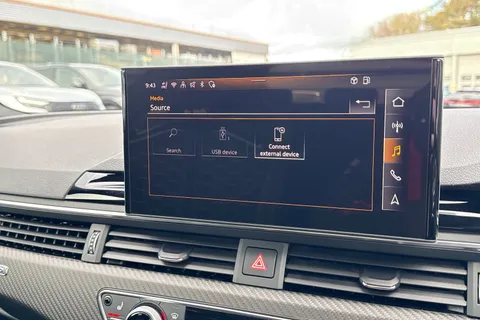 44 of 62 for Audi RS 4 Avant RS 4 Avant edition 25 years 470 PS tiptronic