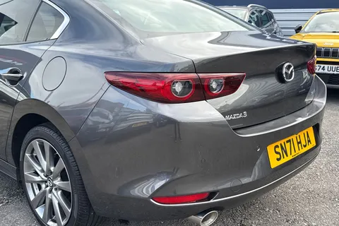 SN71HJA Mazda Mazda3 2.0 e-SKYACTIV-X MHEV Sport Lux Euro 6 (s/s) 4dr Thumbnail #9
