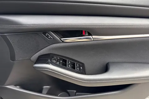 SN71HJA Mazda Mazda3 2.0 e-SKYACTIV-X MHEV Sport Lux Euro 6 (s/s) 4dr Thumbnail #22