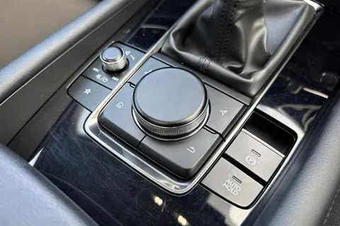 SN71HJA Mazda Mazda3 2.0 e-SKYACTIV-X MHEV Sport Lux Euro 6 (s/s) 4dr Thumbnail #35