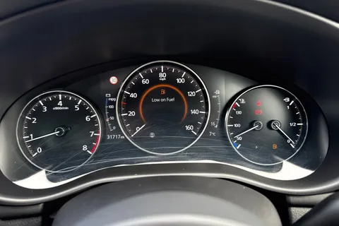 SN71HJA Mazda Mazda3 2.0 e-SKYACTIV-X MHEV Sport Lux Euro 6 (s/s) 4dr Thumbnail #43