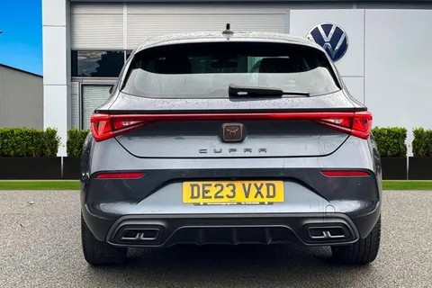 4 of 44 for CUPRA Leon 1.5 eTSI EVO V1 DSG Euro 6 (s/s) 5dr