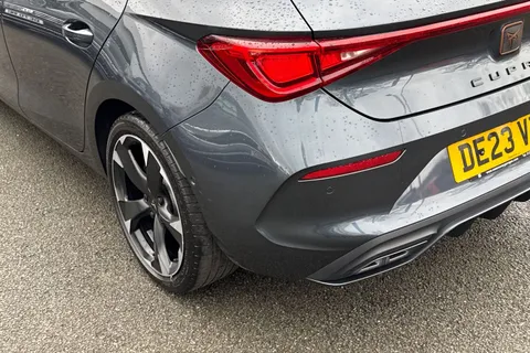 8 of 44 for CUPRA Leon 1.5 eTSI EVO V1 DSG Euro 6 (s/s) 5dr