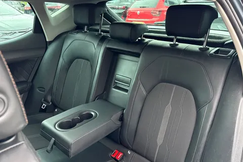 19 of 44 for CUPRA Leon 1.5 eTSI EVO V1 DSG Euro 6 (s/s) 5dr