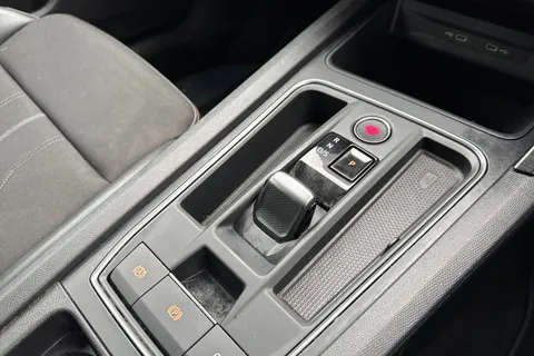 23 of 44 for CUPRA Leon 1.5 eTSI EVO V1 DSG Euro 6 (s/s) 5dr