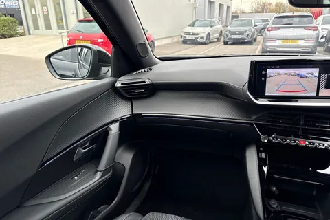 KM25WRJ PEUGEOT 2008 1.2 HYBRID GT e-DSC6 Euro 6 (s/s) 5dr Thumbnail #20