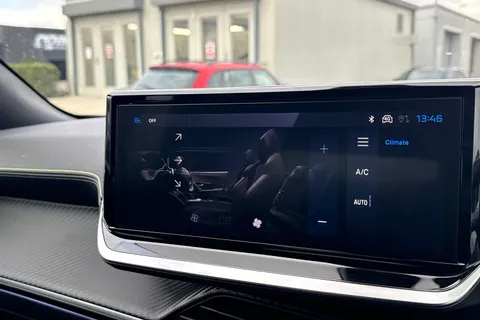 KM25WRJ PEUGEOT 2008 1.2 HYBRID GT e-DSC6 Euro 6 (s/s) 5dr Thumbnail #22