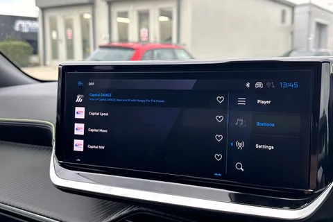 KM25WRJ PEUGEOT 2008 1.2 HYBRID GT e-DSC6 Euro 6 (s/s) 5dr Thumbnail #47