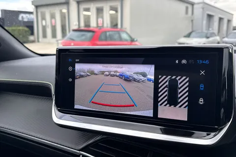 KM25WRJ PEUGEOT 2008 1.2 HYBRID GT e-DSC6 Euro 6 (s/s) 5dr Thumbnail #52