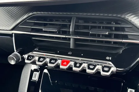 KM25WRJ PEUGEOT 2008 1.2 HYBRID GT e-DSC6 Euro 6 (s/s) 5dr Thumbnail #54