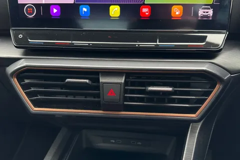 22 of 42 for CUPRA Formentor 1.5 TSI V2 DSG Euro 6 (s/s) 5dr