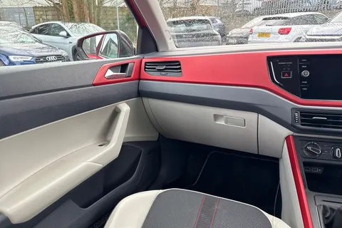 15 of 44 for Volkswagen Polo 1.0 EVO beats Euro 6 (s/s) 5dr