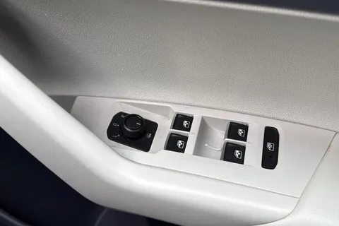 18 of 44 for Volkswagen Polo 1.0 EVO beats Euro 6 (s/s) 5dr