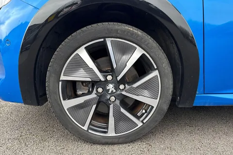 12 of 67 for PEUGEOT e-208 50kWh GT Premium Auto 5dr (7kW Charger)