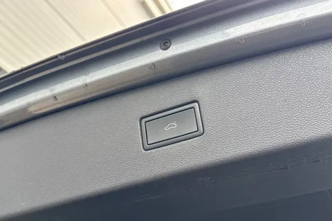 MK73NYF Volkswagen Tiguan Allspace 1.5 TSI R-Line DSG Euro 6 (s/s) 5dr Thumbnail #29