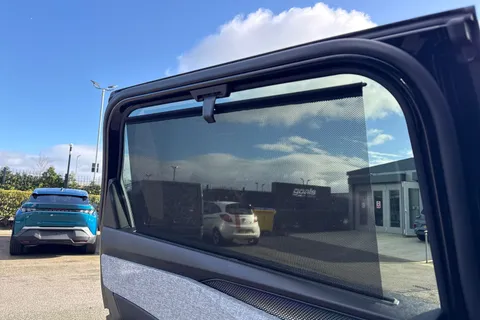 32 of 66 for PEUGEOT 5008 1.2 HYBRID GT e-DSC6 Euro 6 (s/s) 5dr