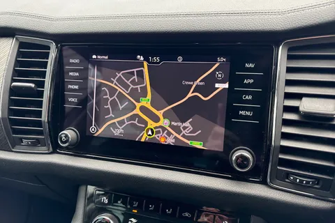 YS72NLM Škoda Kodiaq 1.5 TSI ACT SE L Executive DSG Euro 6 (s/s) 5dr (7 Seat) Thumbnail #17