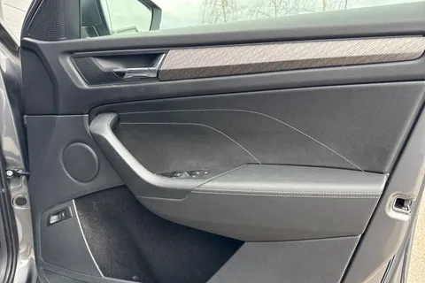 YS72NLM Škoda Kodiaq 1.5 TSI ACT SE L Executive DSG Euro 6 (s/s) 5dr (7 Seat) Thumbnail #21
