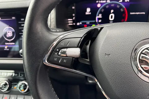 YS72NLM Škoda Kodiaq 1.5 TSI ACT SE L Executive DSG Euro 6 (s/s) 5dr (7 Seat) Thumbnail #49