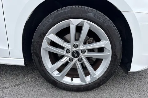 PJ23OMD Audi A3 Sportback Sport 30 TFSI 110 PS 6-speed Thumbnail #11