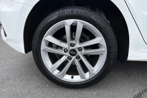 PJ23OMD Audi A3 Sportback Sport 30 TFSI 110 PS 6-speed Thumbnail #12