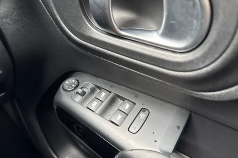 VO74TWX Citroën C5 Aircross 1.6 14.2kWh MAX e-EAT8 Euro 6 (s/s) 5dr Thumbnail #19